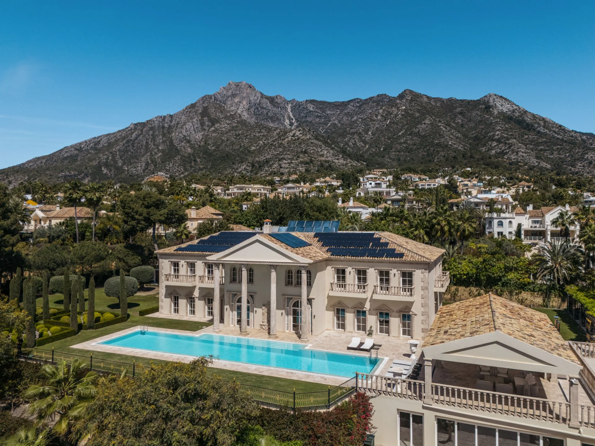 villa sinfonia portada